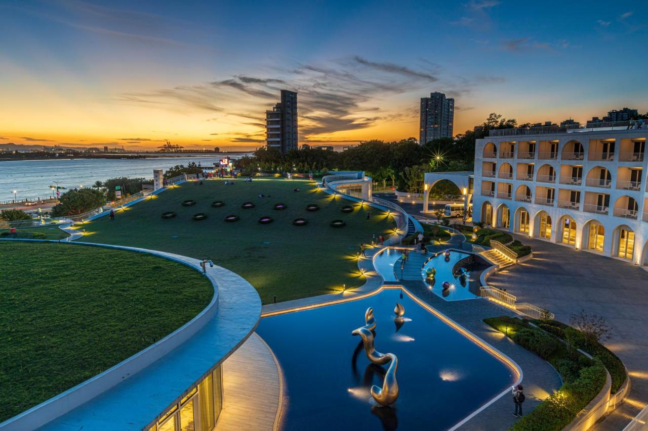 Golden Tulip Fab Hotel New Taipei Даньшуй Екстер'єр фото