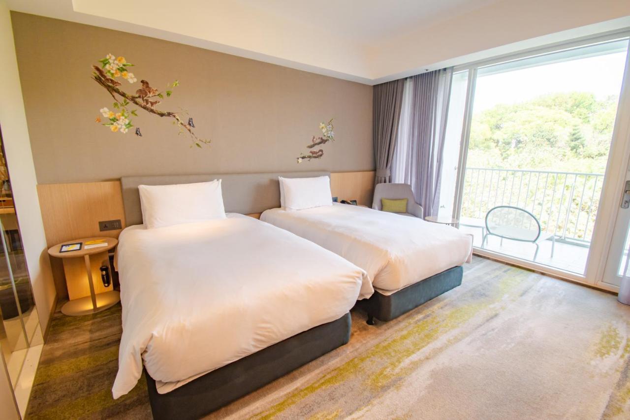Golden Tulip Fab Hotel New Taipei Даньшуй Екстер'єр фото