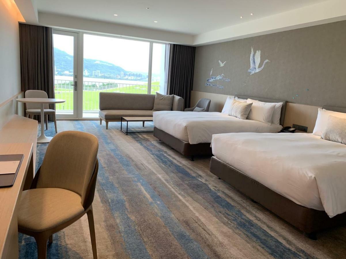 Golden Tulip Fab Hotel New Taipei Даньшуй Екстер'єр фото