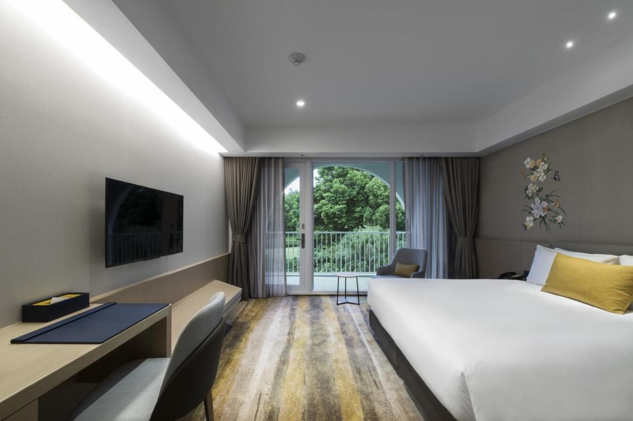 Golden Tulip Fab Hotel New Taipei Даньшуй Екстер'єр фото